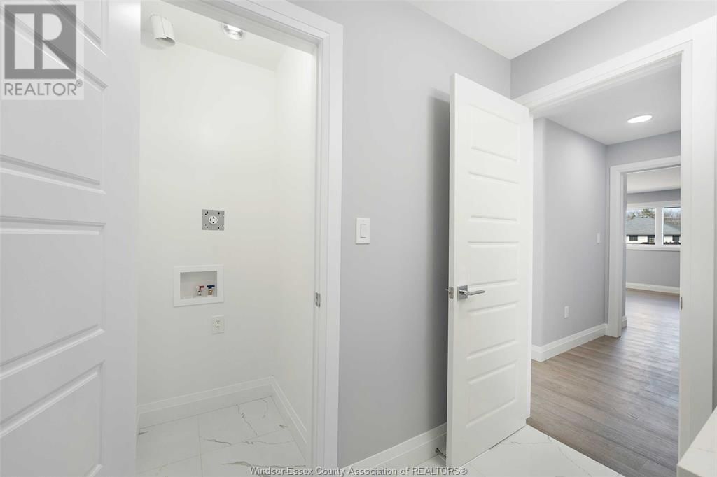 8348 ANNIE Image 32