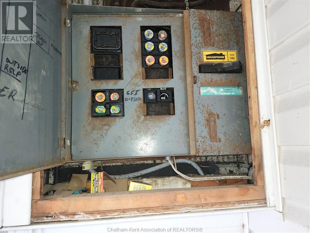 79 LEMUEL STREET Image 20