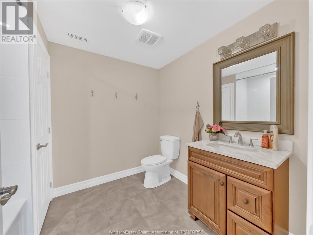 126 GOLFVIEW DRIVE Image 27