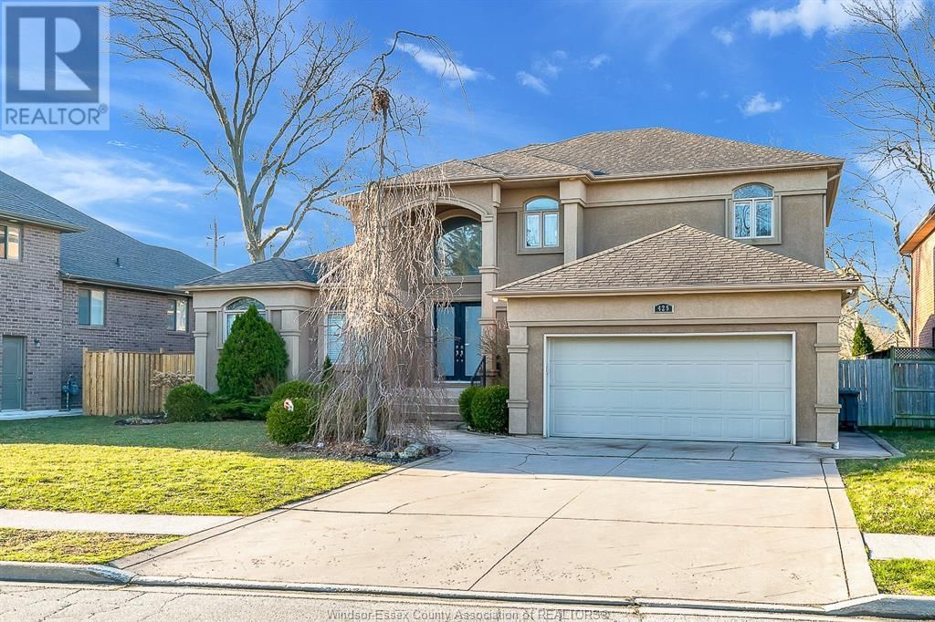 425 COUNTRY CLUB DRIVE Image 3