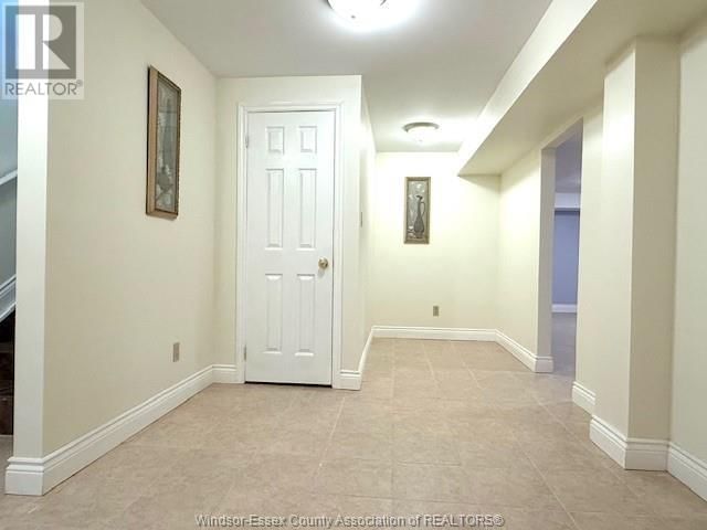 425 COUNTRY CLUB DRIVE Image 32