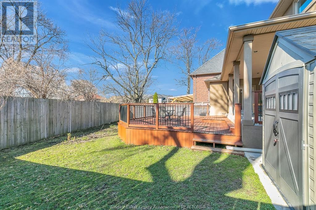 425 COUNTRY CLUB DRIVE Image 50
