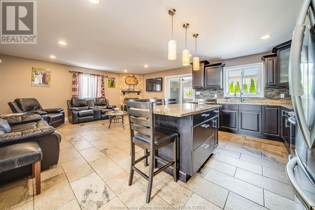 2264 DANDURAND BOULEVARD Image 11