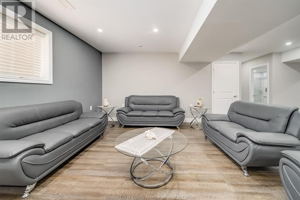2264 DANDURAND BOULEVARD Image 27