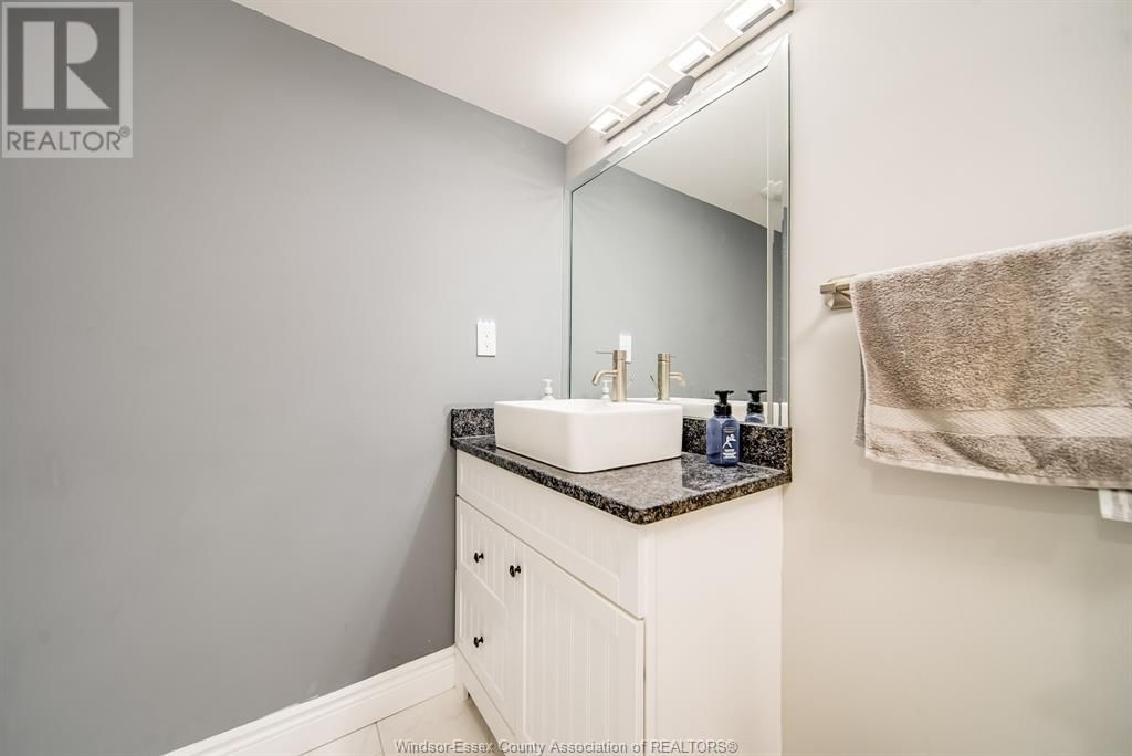2264 DANDURAND BOULEVARD Image 29