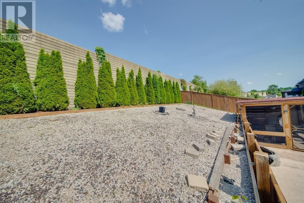 2264 DANDURAND BOULEVARD Image 41
