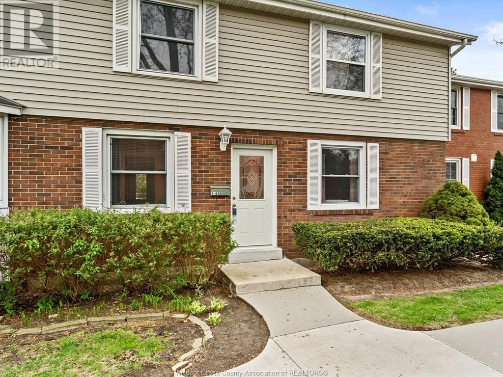 6 - 8406 LITTLE RIVER ROAD Image 3