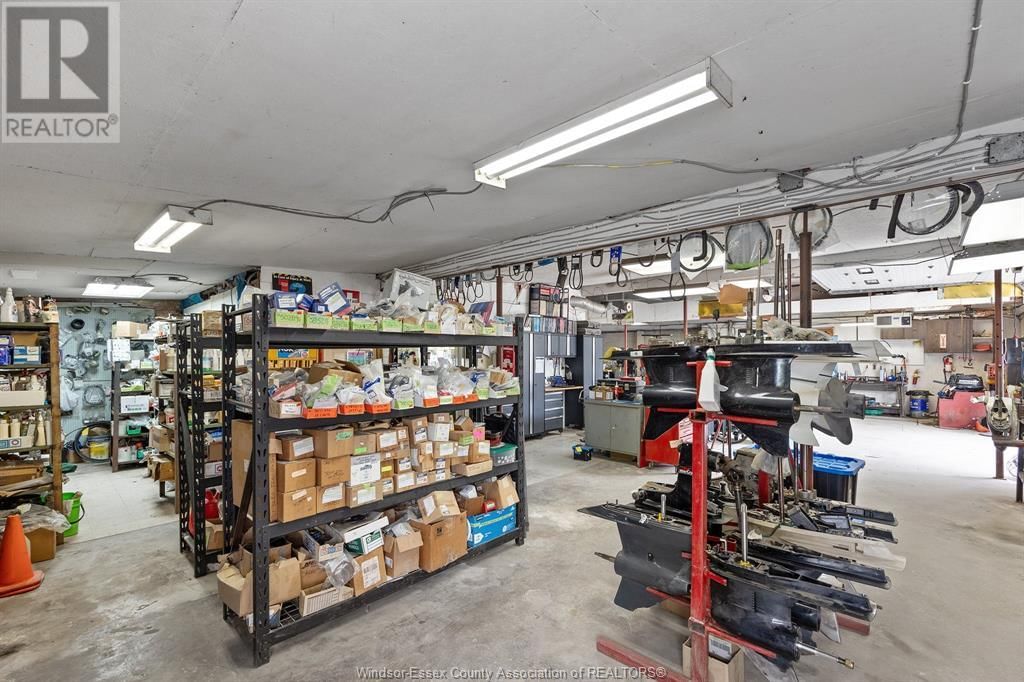 7565 TECUMSEH ROAD Image 24