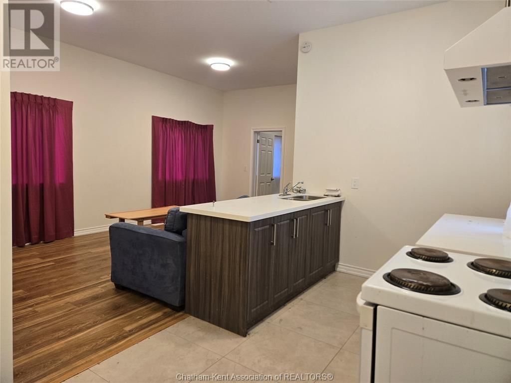 185/215 MURRAY STREET Image 45