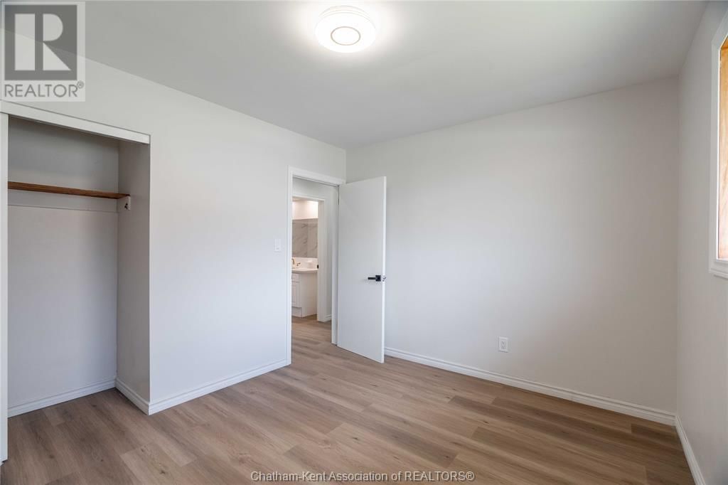 39 ALDEN STREET Image 18