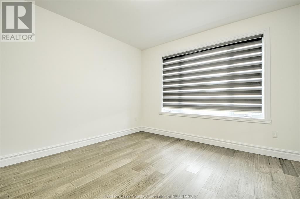 313 BENSON COURT Image 12