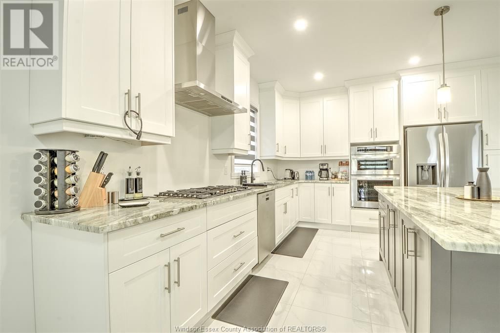 313 BENSON COURT Image 17