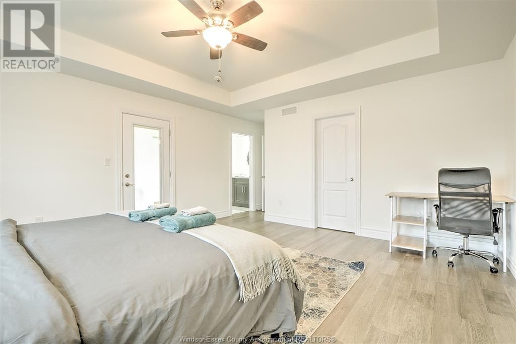 313 BENSON COURT Image 25
