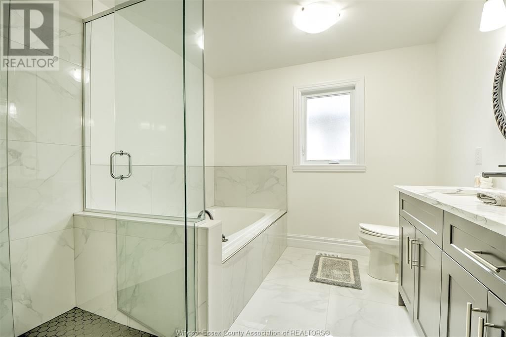 313 BENSON COURT Image 28