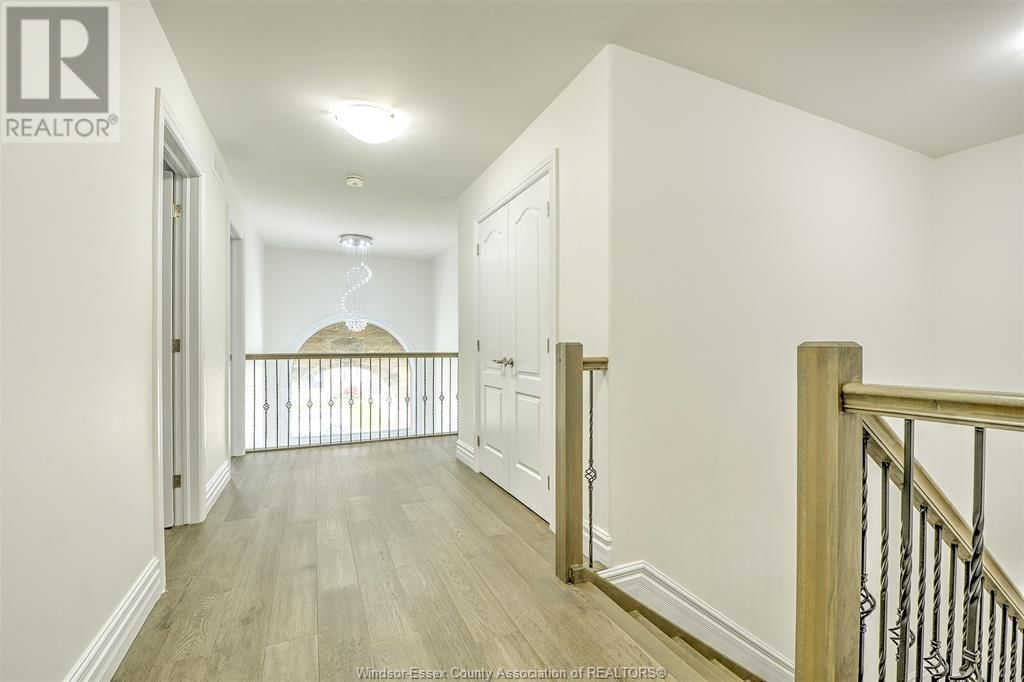 313 BENSON COURT Image 29