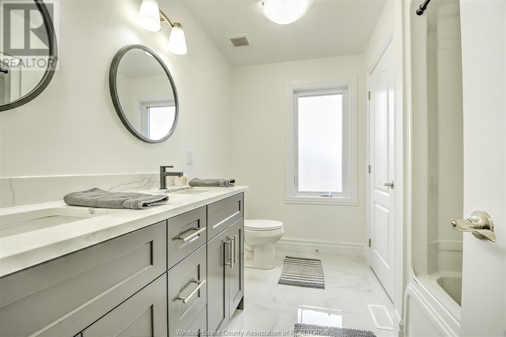 313 BENSON COURT Image 32
