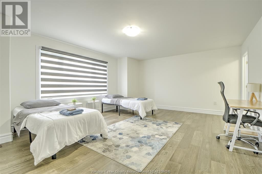 313 BENSON COURT Image 33