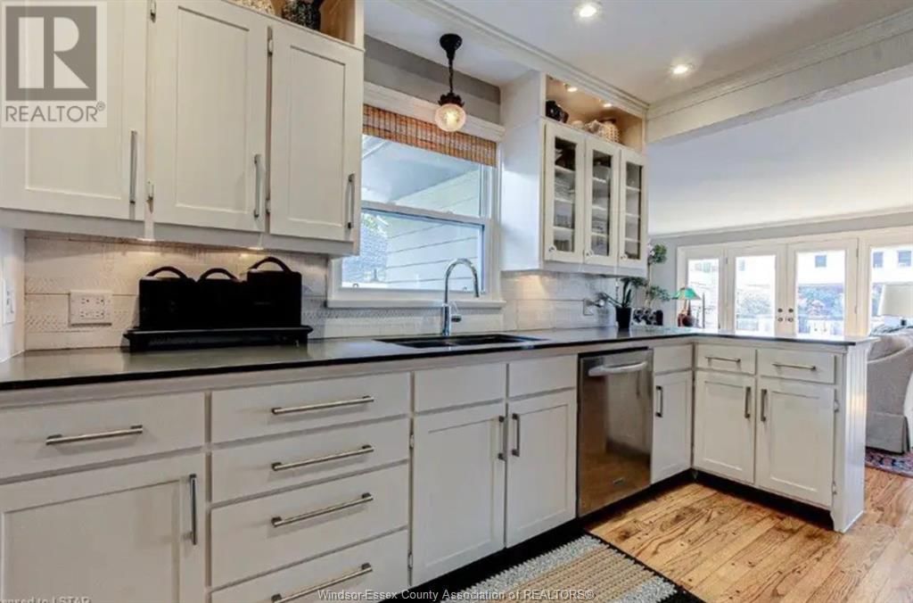 174 HARRISON PLACE Image 11