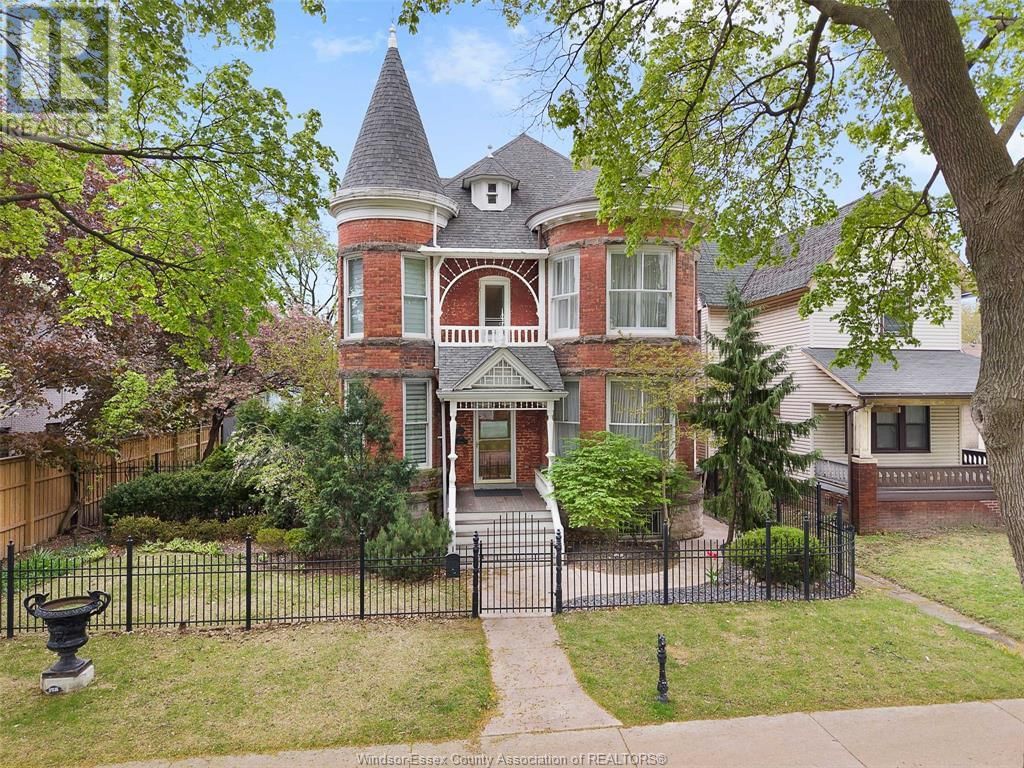 719 VICTORIA AVENUE Image 1