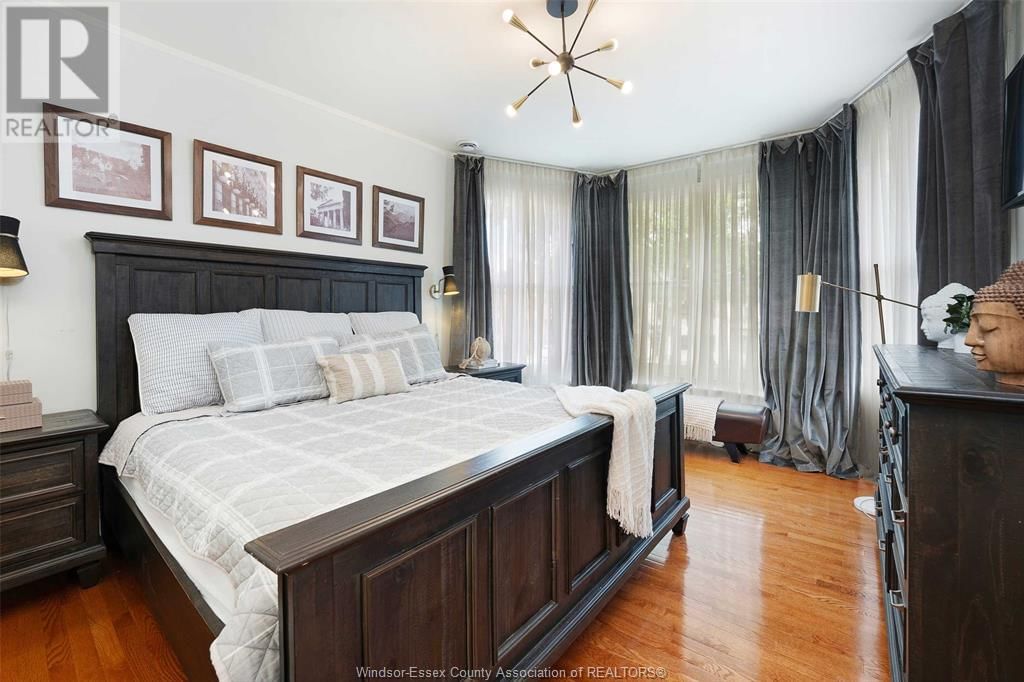 719 VICTORIA AVENUE Image 18