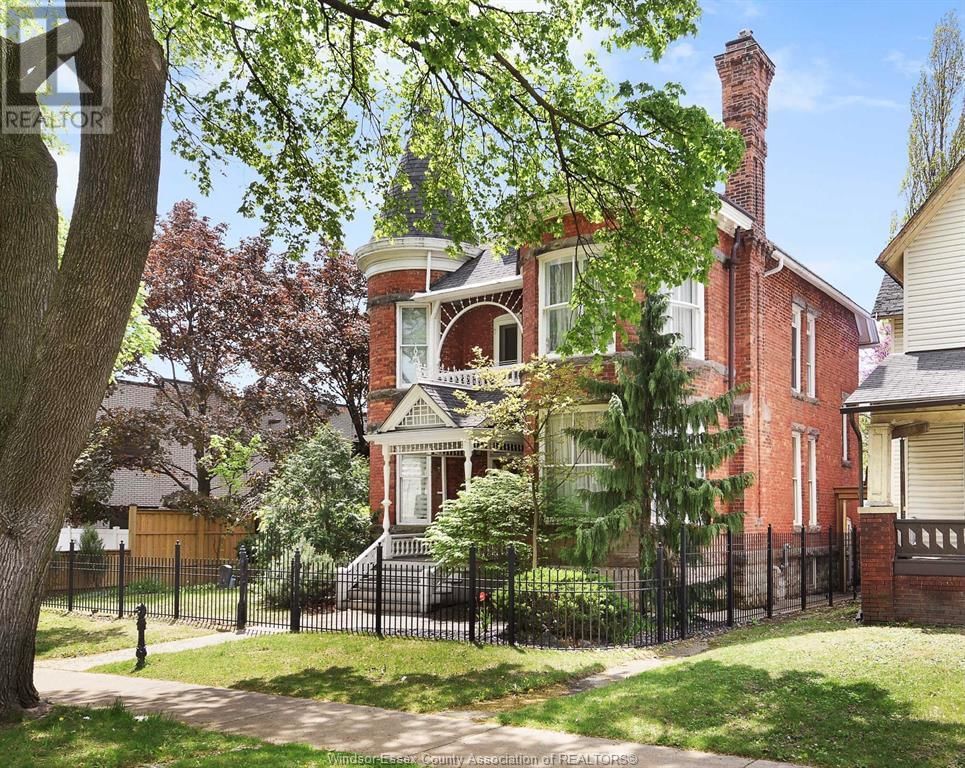 719 VICTORIA AVENUE Image 2