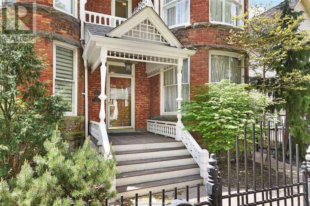 719 VICTORIA AVENUE Image 3