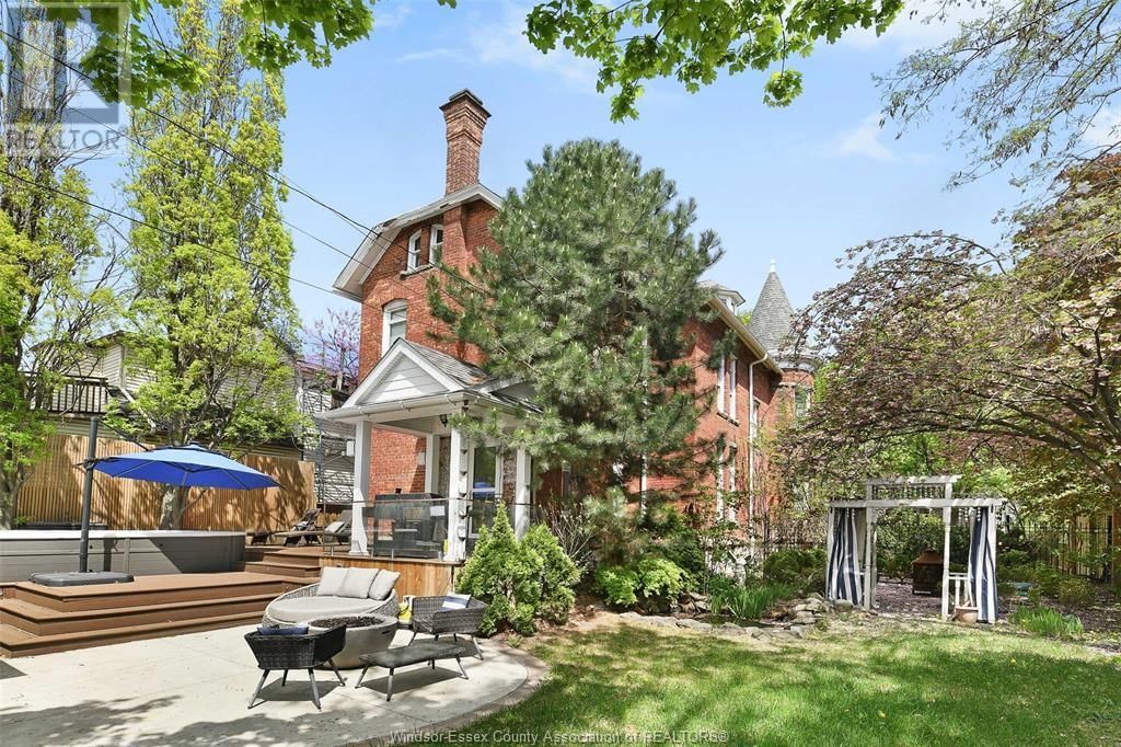 719 VICTORIA AVENUE Image 36