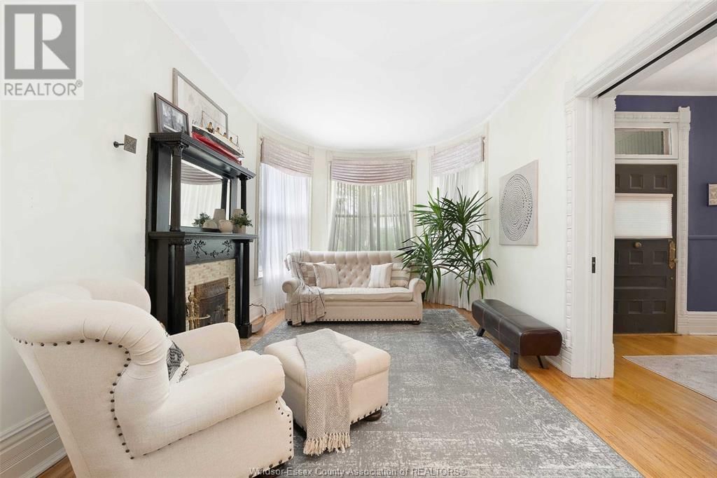719 VICTORIA AVENUE Image 8