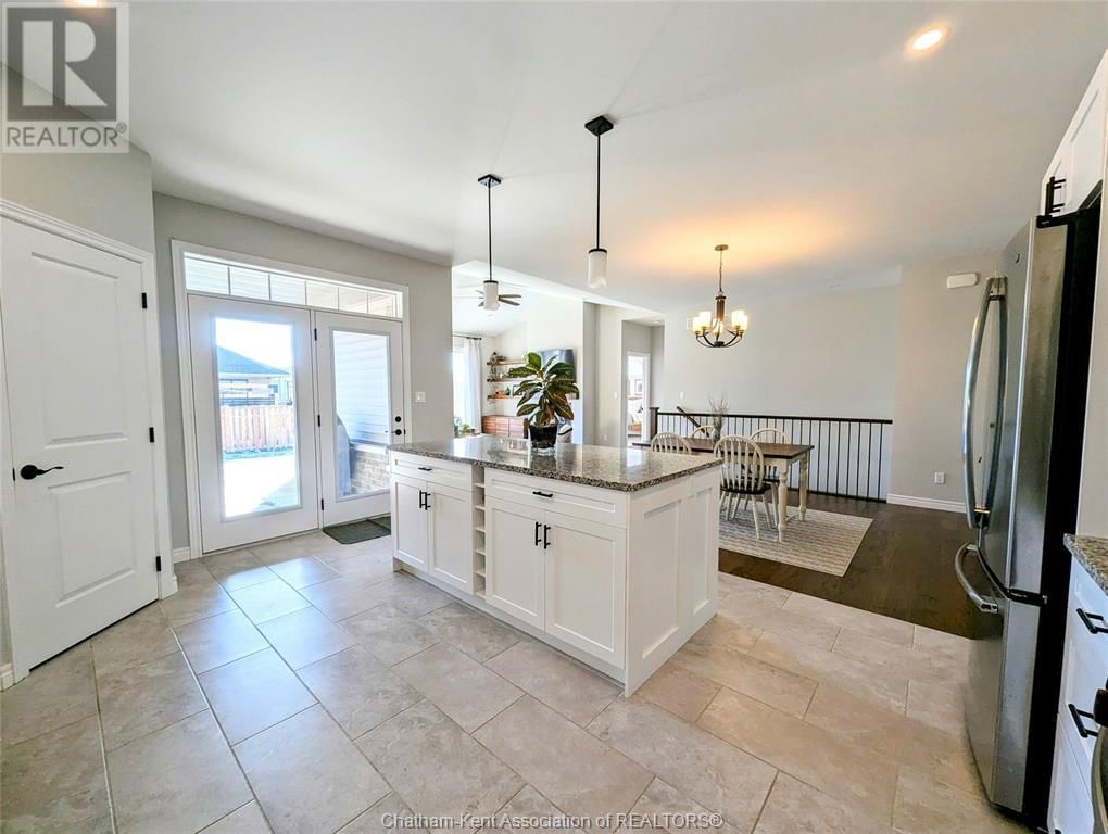 15 SIENNA COURT Image 11
