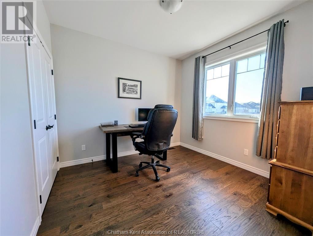 15 SIENNA COURT Image 25