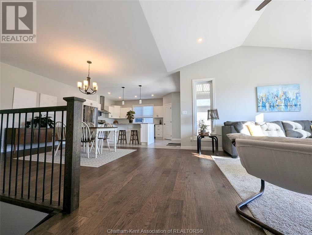 15 SIENNA COURT Image 27