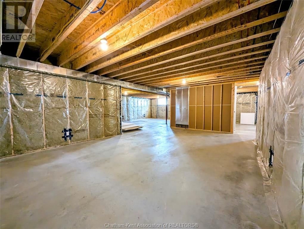 15 SIENNA COURT Image 29