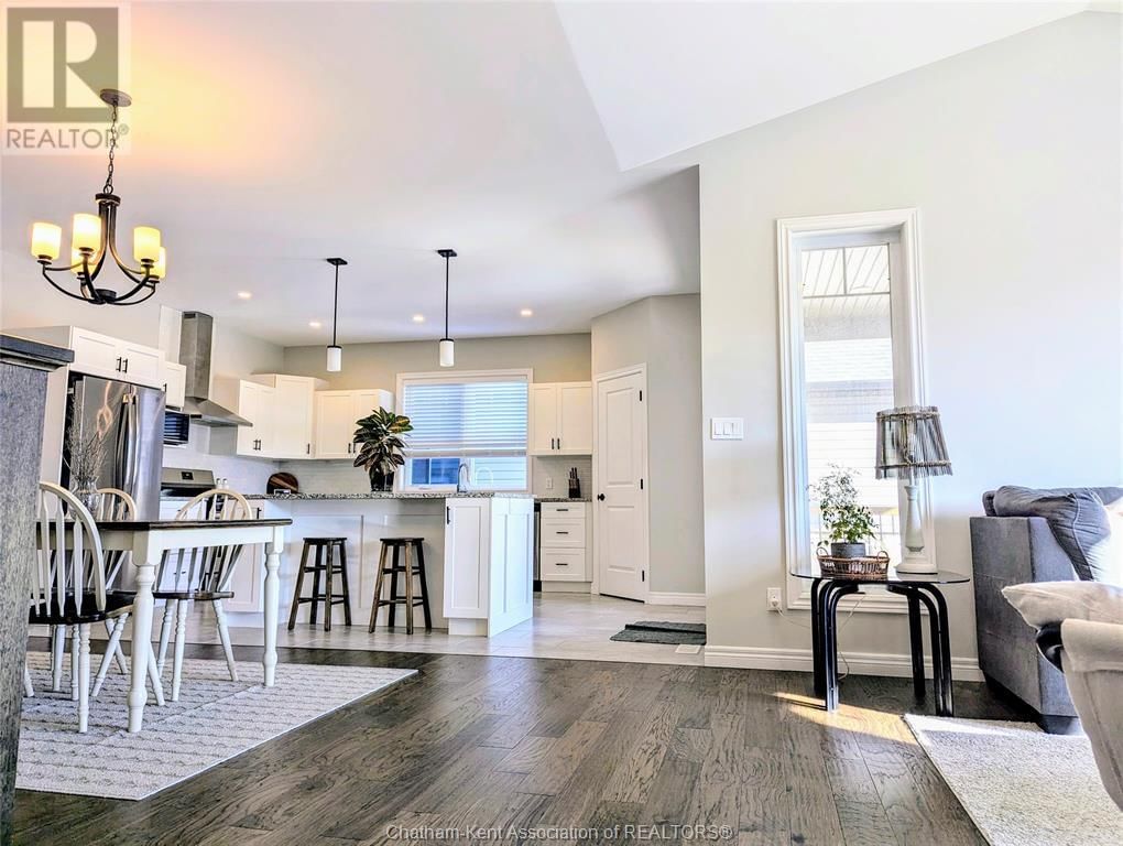 15 SIENNA COURT Image 8
