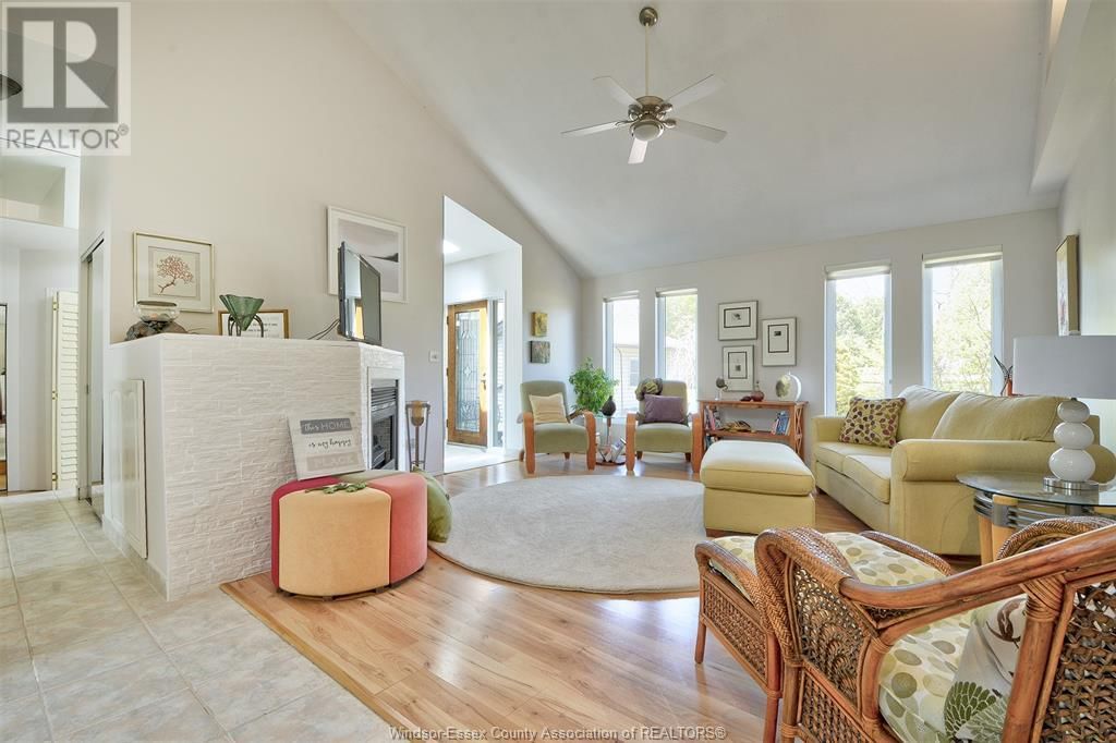 136 LINCOLN COURT Image 13