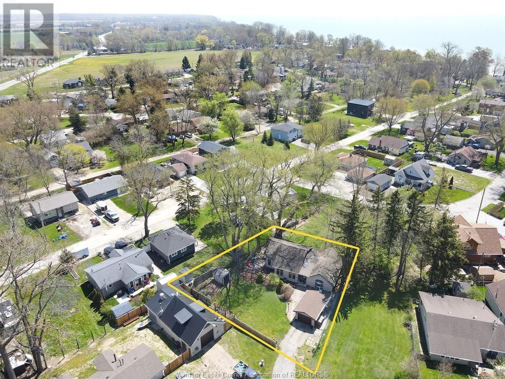 136 LINCOLN COURT Image 40