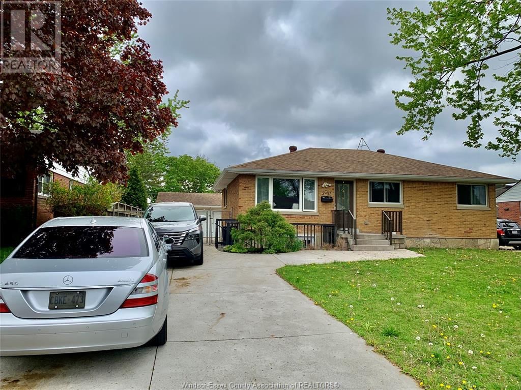 3633 MCKAY AVENUE Image 1