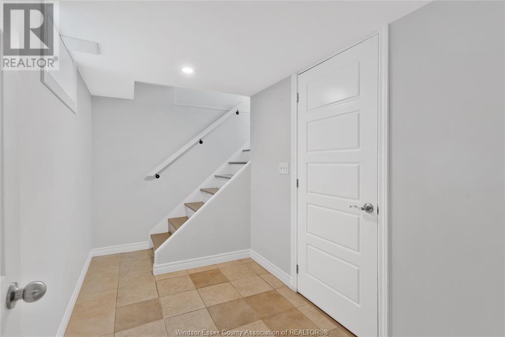 3633 MCKAY AVENUE Image 16