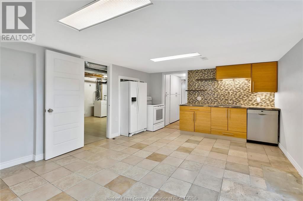 3633 MCKAY AVENUE Image 17