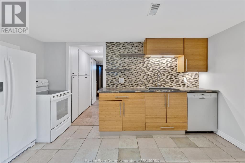 3633 MCKAY AVENUE Image 19