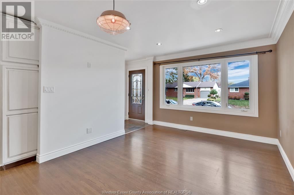 3633 MCKAY AVENUE Image 5