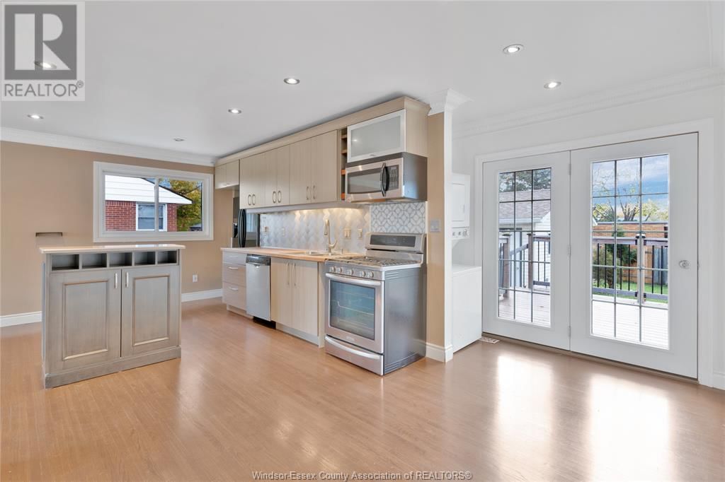 3633 MCKAY AVENUE Image 7