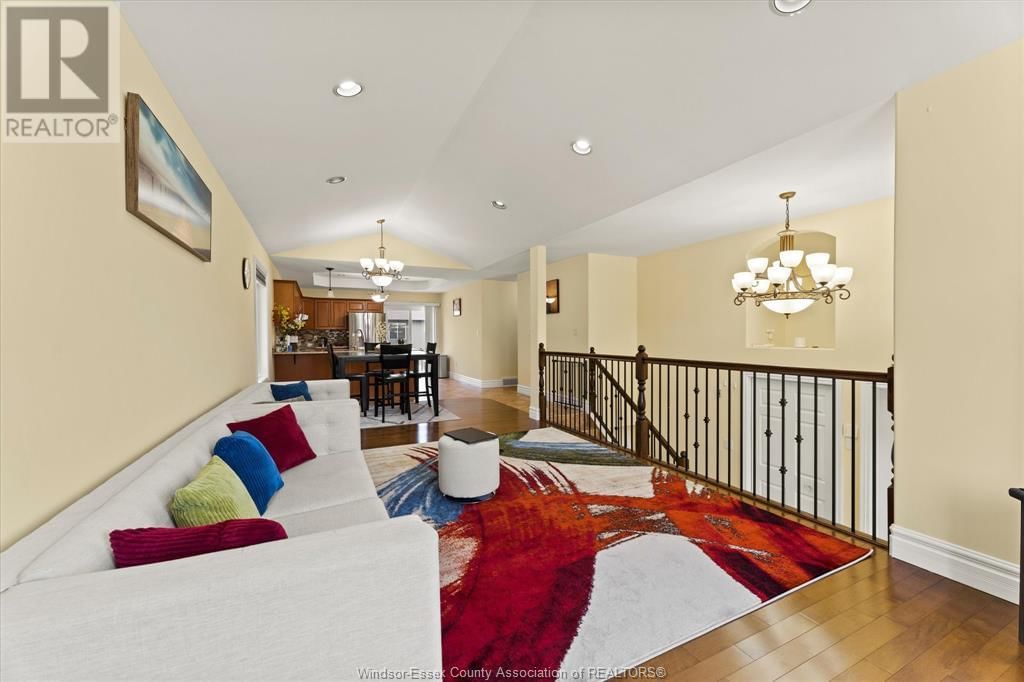 4714 PERIWINKLE CRESCENT Image 10