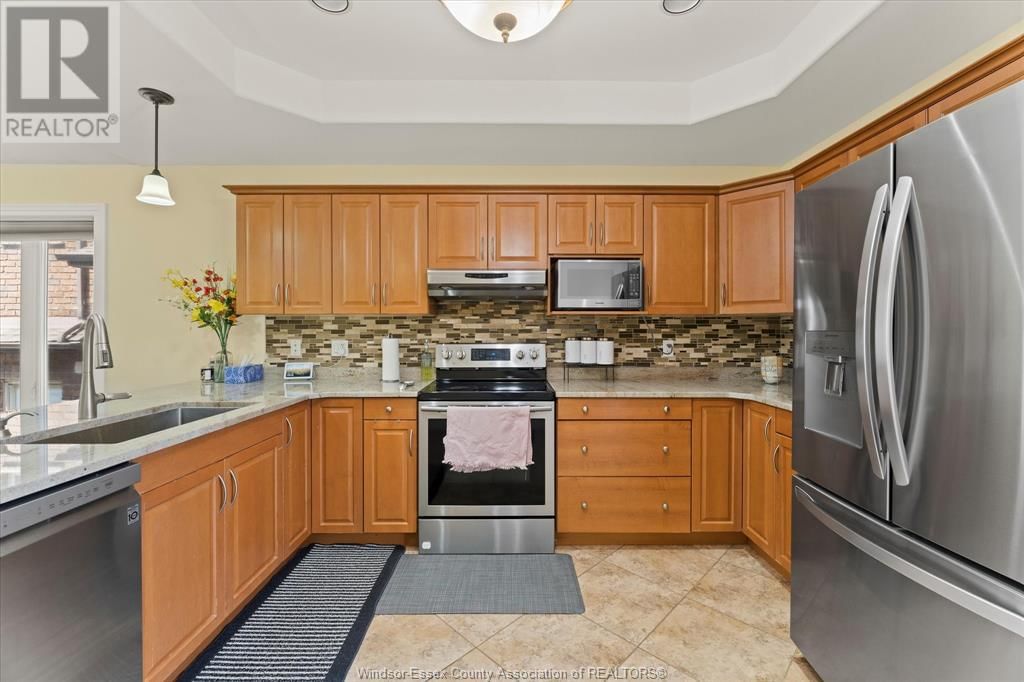 4714 PERIWINKLE CRESCENT Image 16