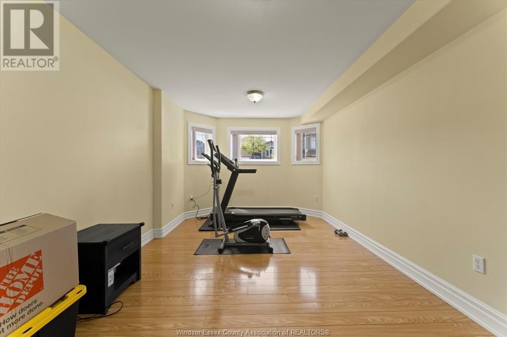 4714 PERIWINKLE CRESCENT Image 31