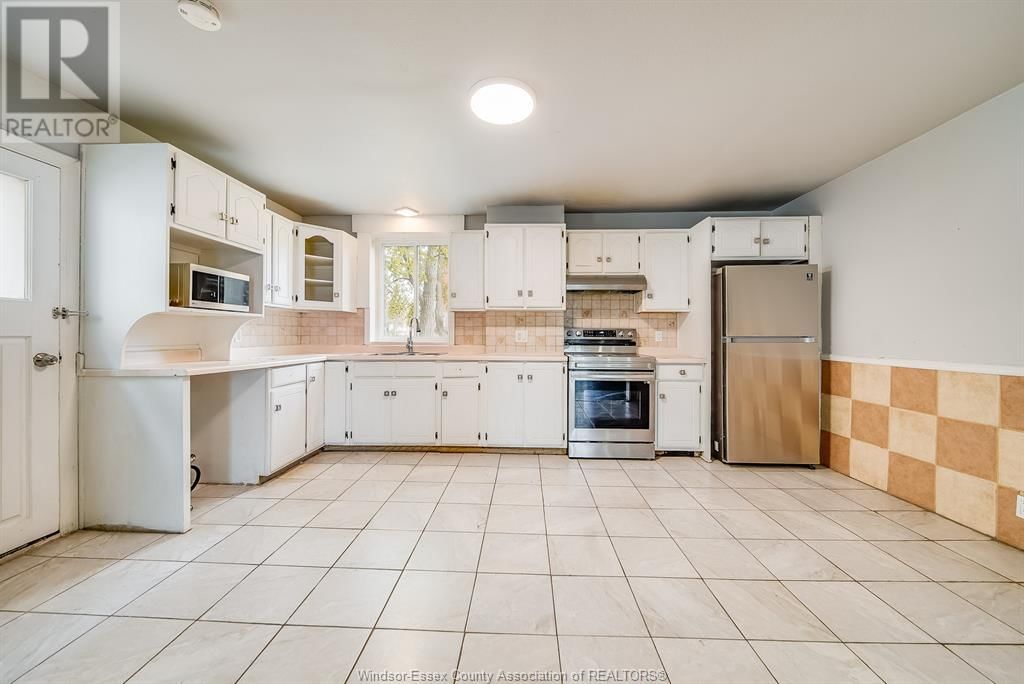 646 TOURNIER STREET Image 11