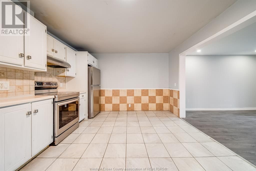 646 TOURNIER STREET Image 13