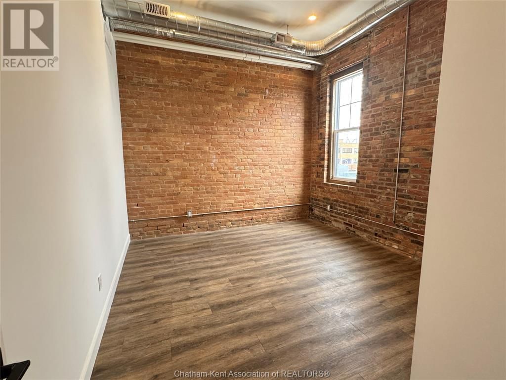 301 - 164 KING STREET Image 22
