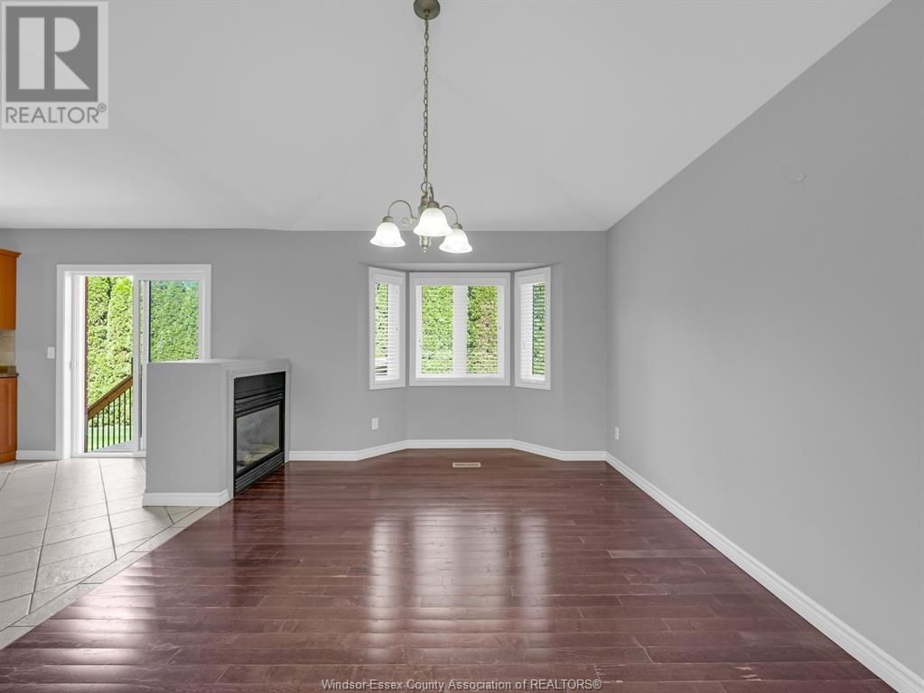 4 - 32 ROBSON Image 11