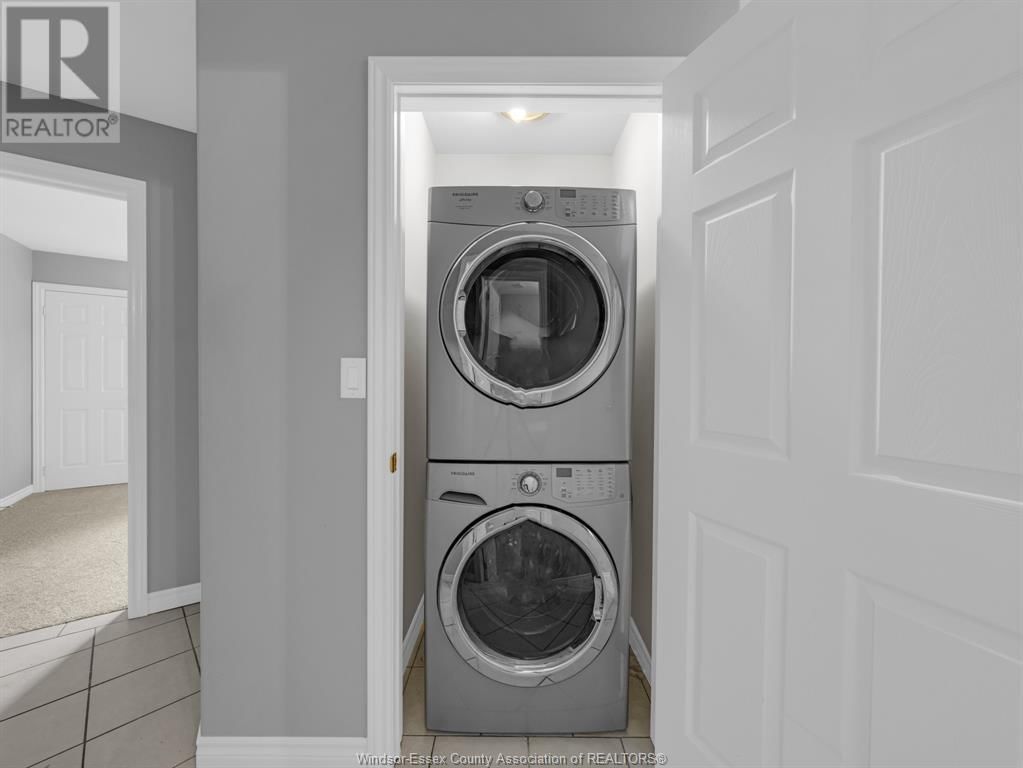 4 - 32 ROBSON Image 25