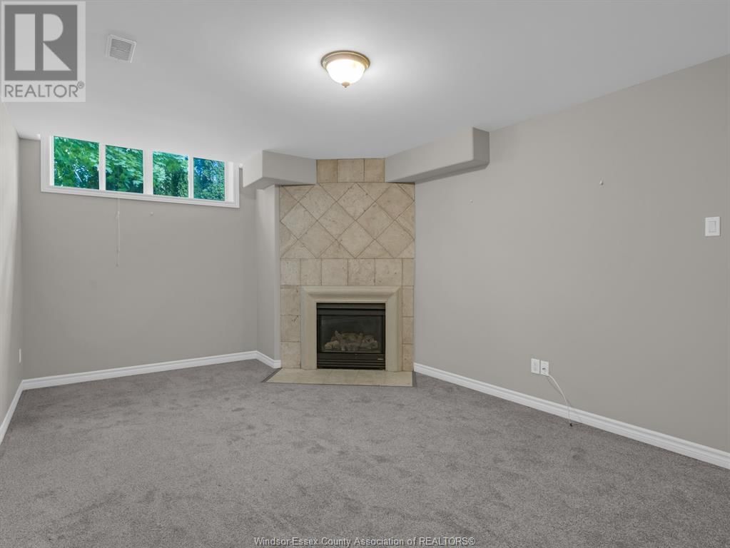 4 - 32 ROBSON Image 36